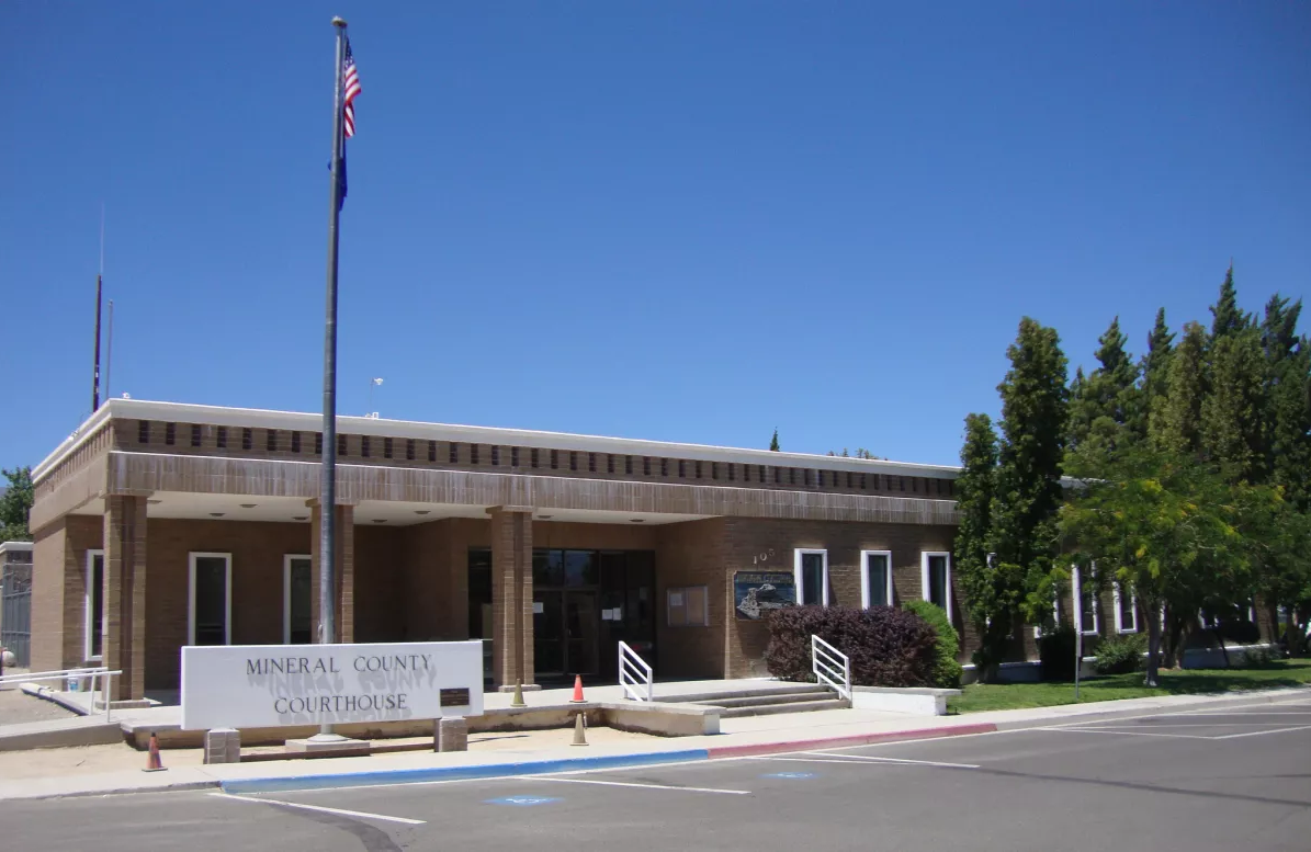 Photo of Mineral County courthouse